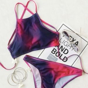 Pink ombre swimsuit never worn !!